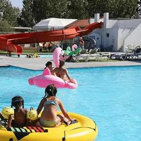 Zecamping 4 Anime Animaux Acceptes Avec Piscine Couverte Et Bar אתר קמפינג