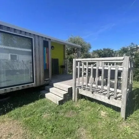 Zecamping 4 Etoiles Anime Animaux Acceptes Avec Piscine Couverte Et Bar Villeneuve-en-Retz