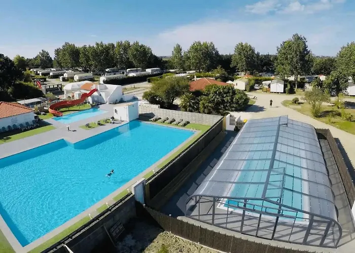 Camping 4 Etoiles - Piscine - Efcha0