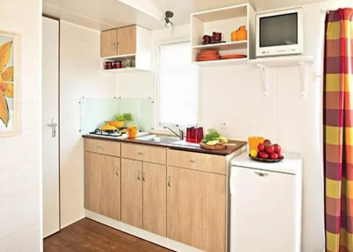 Zecamping 4 Anime Animaux Acceptes Avec Piscine Couverte Et Bar